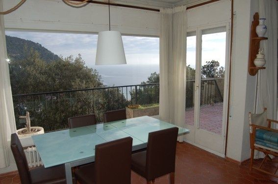 3 Bedrooms - Apartment - Girona - For..