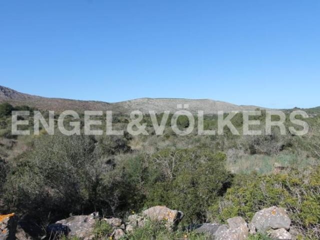 Wonderful plot of land with sea views - 2