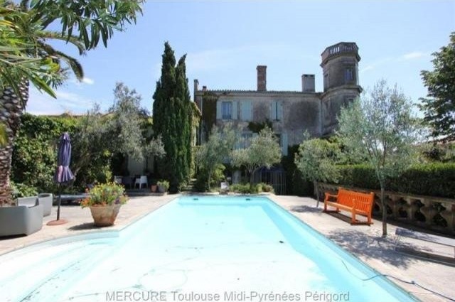 11 bedroom House For Sale: 11000.. - 2