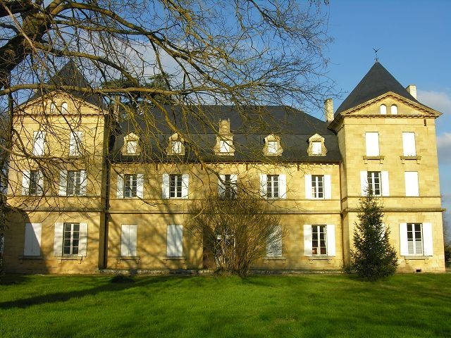 Dordogne Chateau With 21 Hectares And.. - 2