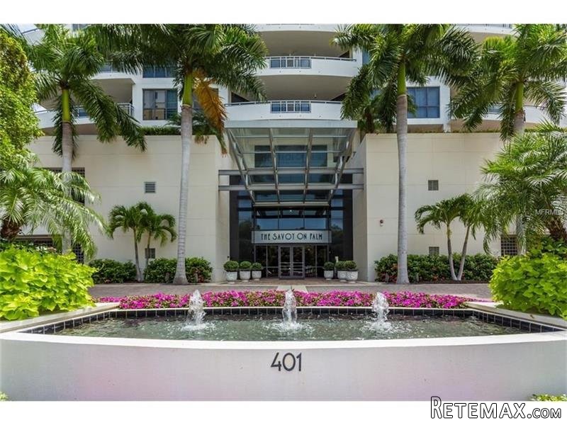 4 bedroom Town House For Sale: 401 S.. - 2