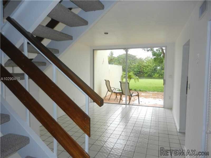 3 bedroom Town House For Sale: 7657 SW.. - 2