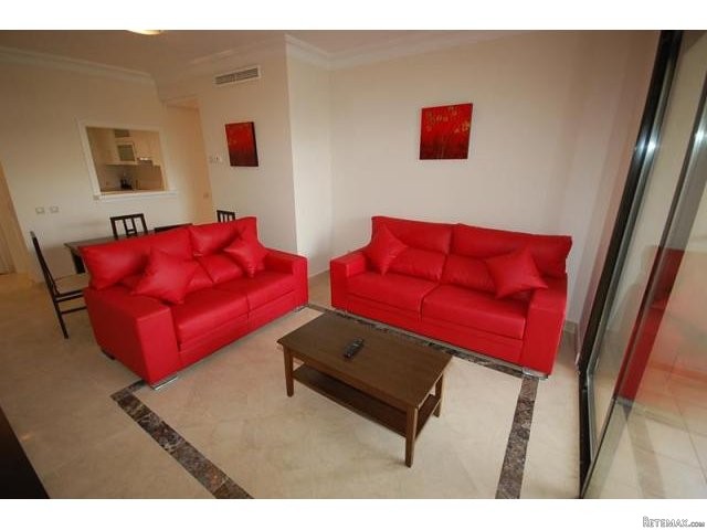 2 bedroom Apartment For Sale: 1st..