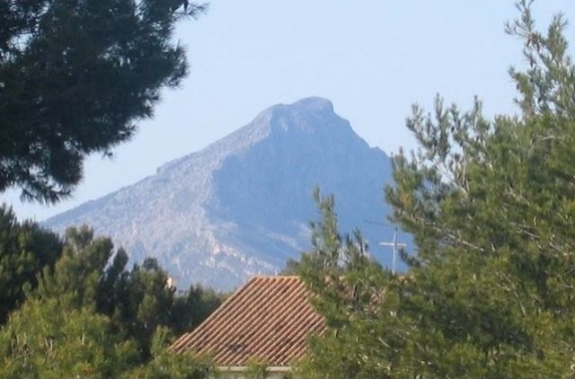 Large And Flat Plot With Views To.. - 2