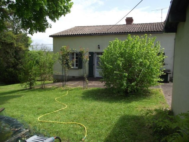 Furnished 2/3 bedroom house near.. - 2