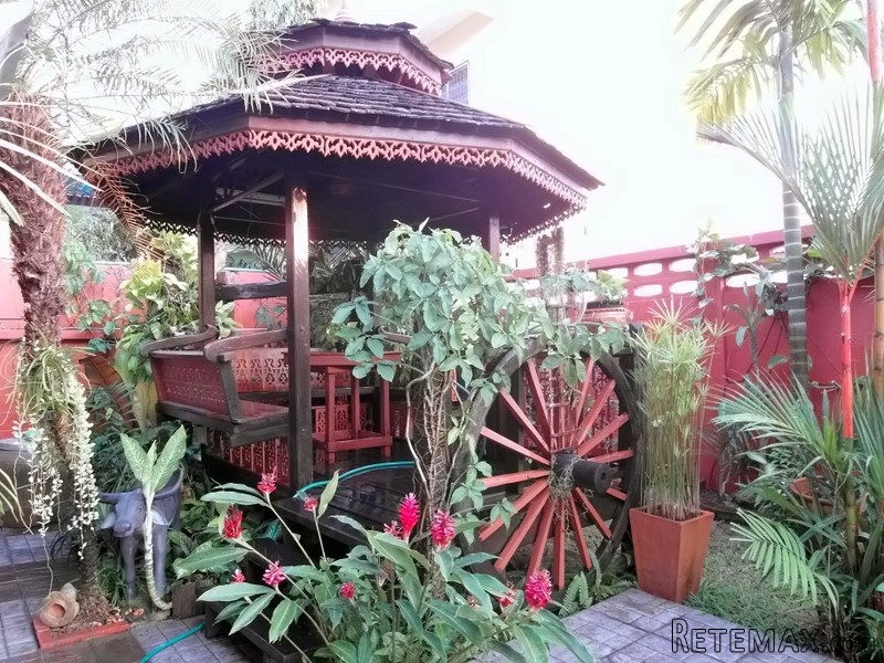 Impressive 5-bedroom house at lower Soi.. - 2