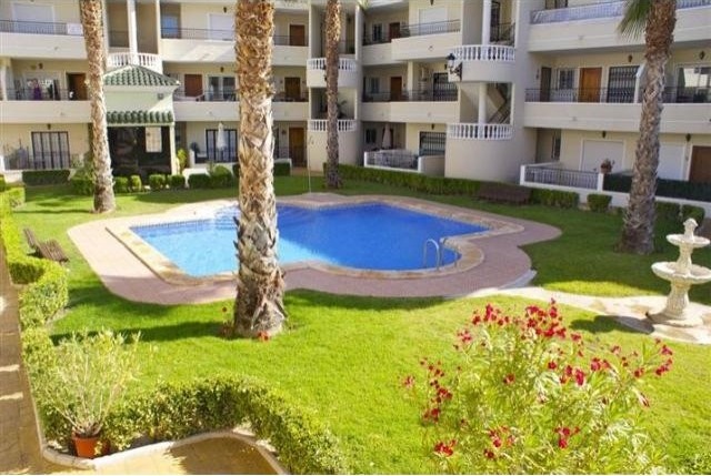3 bedroom, 2 bathroom Apartment 100m2 - 2