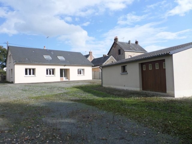 Vente Maison 8 Pieces De 187 M2 53150..