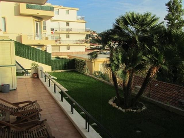 Charming two bed in Cimiez - 2