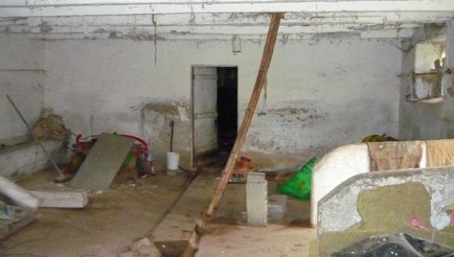 Character Exposed Beams - 2
