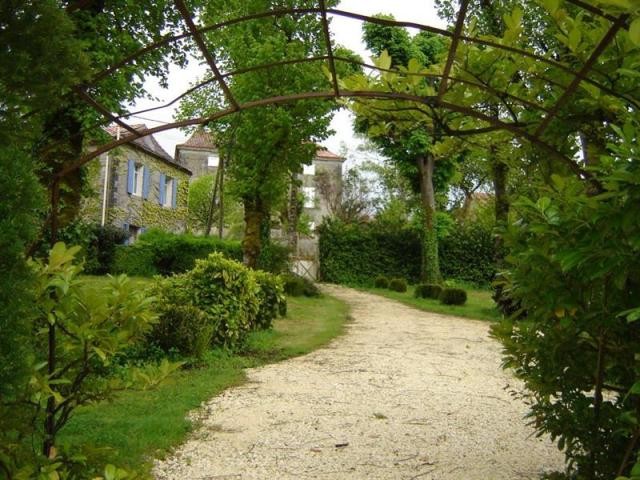 5 bedroom House For Sale: 16390 SUD.. - 2