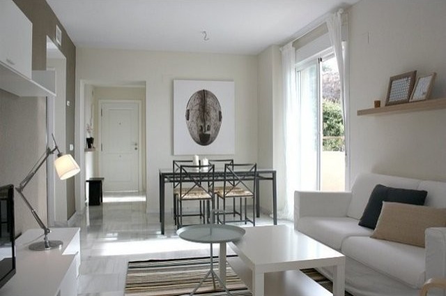 2 Bed Apartment for sale in Benalmadena.. - 2