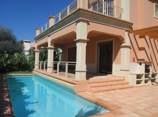 Villa for sale in Marbella Centro..