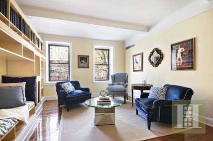 4 bedroom Apartment For Sale: 160 WEST..