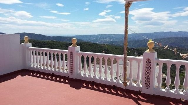 Town House for Sale in Canillas De..