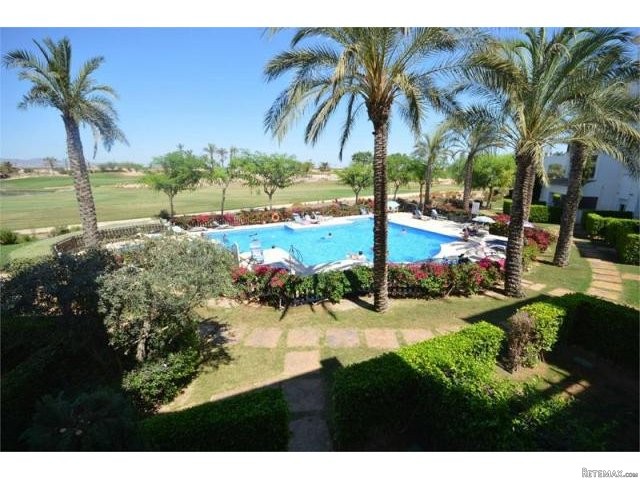2 bedroom Apartment For Sale: 1st..