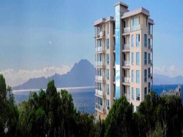 3 bedroom Apartment For Sale: Clifftop.. - 2