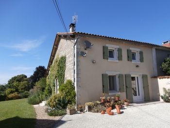 Beautifully Renovated Stone House With.. - 2