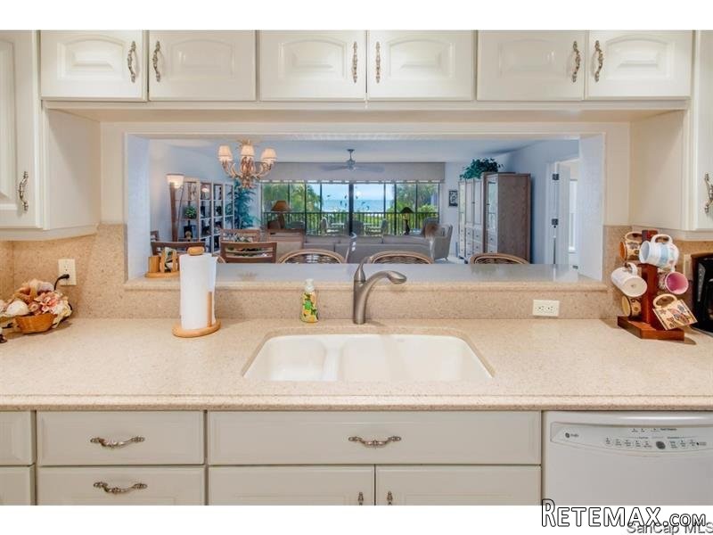 3 bedroom Condominium For Sale:.. - 2