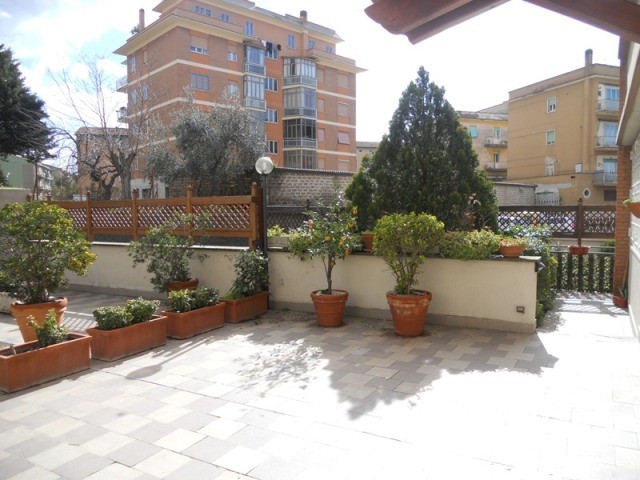 2 Bedrooms - Apartment - For Sale - 2