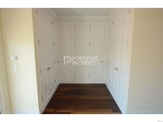 2 Bedroom Luxurious Penthouse, Estoril - 2
