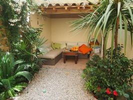 Fully Furnished House, Lovely Courtyard - 2