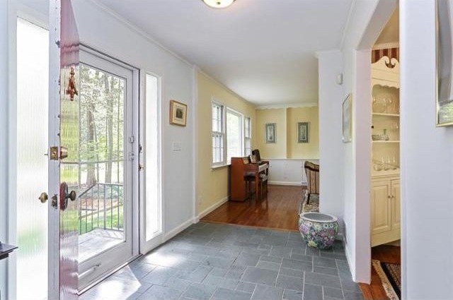 3 bedroom Residence For Sale: Armonk.. - 2
