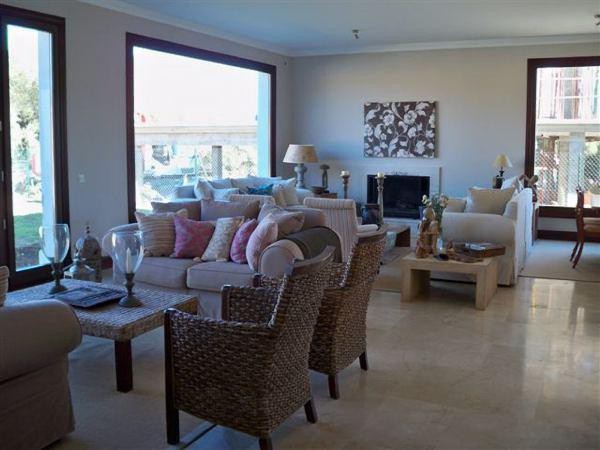 6 bedroom Detached Villa For Sale:.. - 2