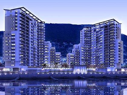 3 bedroom Apartment For Sale: Kings..
