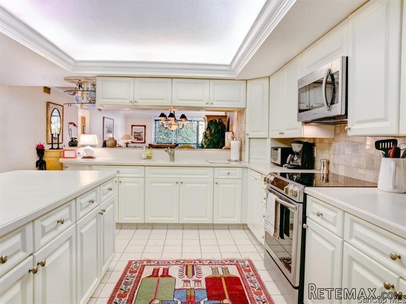 3 bedroom Condominium For Sale:.. - 2