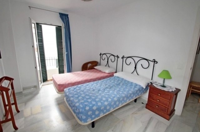 Apartment - This apartment is located.. - 2