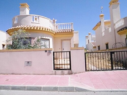 2 BED DETACHED VILLA WITH LARGE SOLARIUM