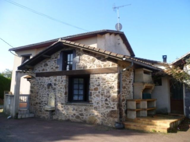 EC0297al Spacious Stone House and Barn..