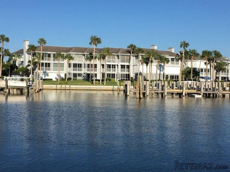 3 bedroom Flat For Sale: 1903 Bay Road..