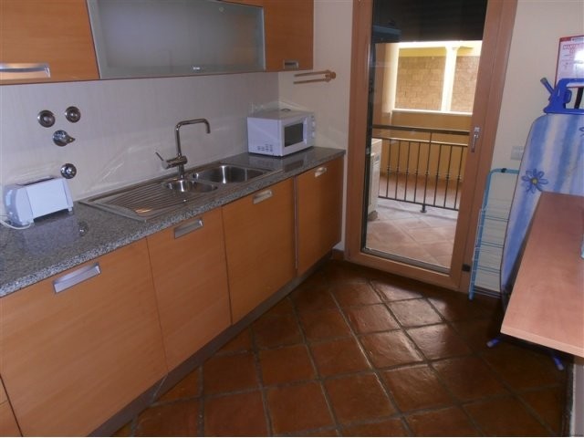 LOVELY APARTMENT FOR SALE IN BEAUTIFUL.. - 2