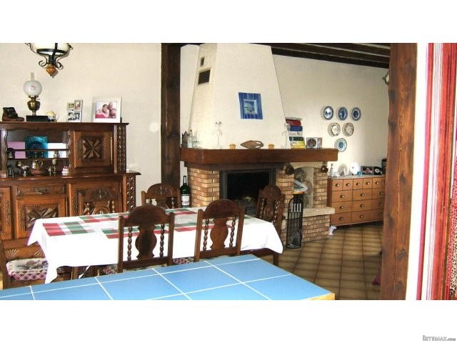 5 Bedroom Detached House For Sale - 2