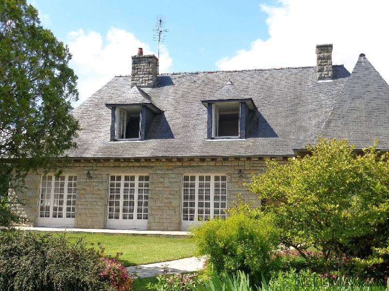 6 Bedroom Quality Detached House - 2