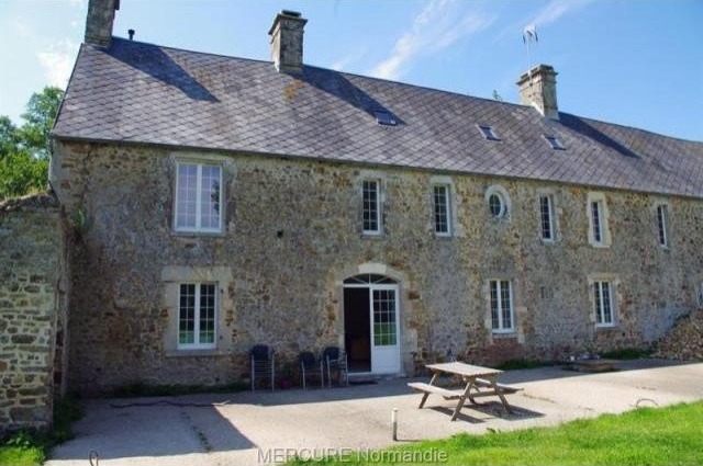 3 bedroom Character For Sale: 50390..