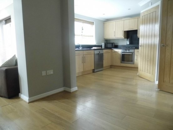 5 bedroom, Detached House house for sale - 2