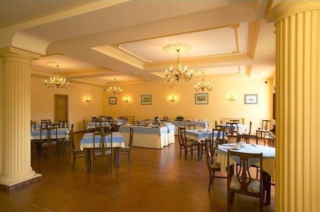 13 Bed Detached House For Sale 13 7,535.. - 2