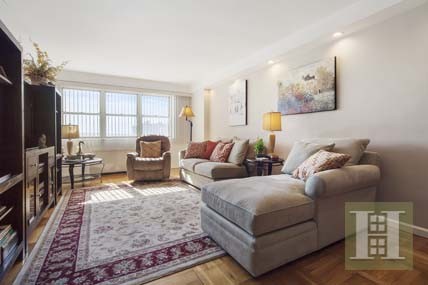 2 bedroom Apartment For Sale: 102 -30..