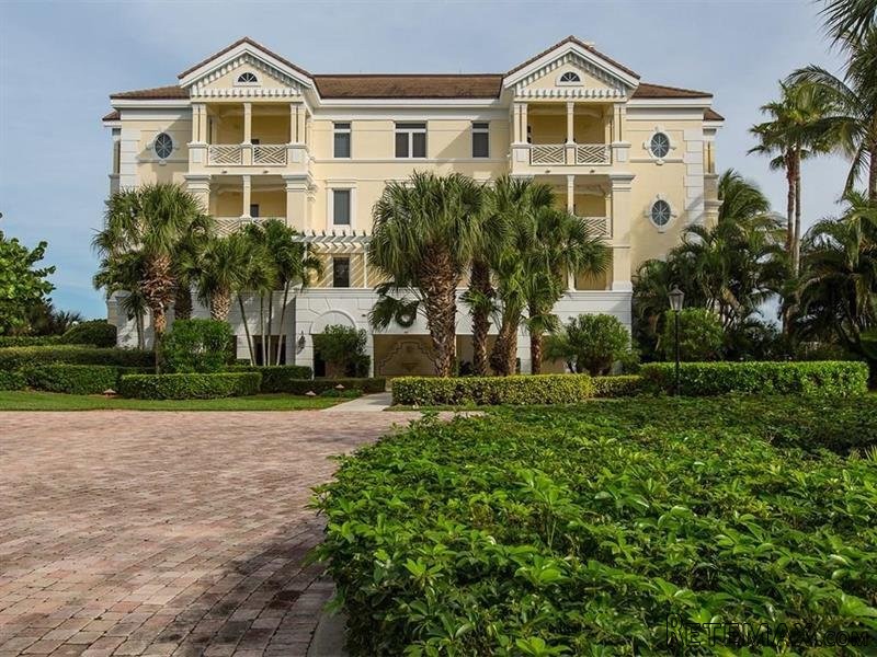 3 bedroom Flat For Sale: 600 Beachview..