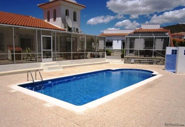 5 Bedroom Villa For Sale, Huercal..