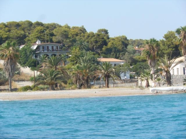 B180 - Porto Heli, Costa, face to the..