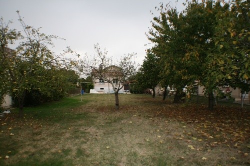 Detached House with 4 Beds/2 Baths. ... - 2