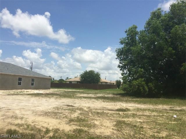 Land For Sale: Cape Coral, Florida - 2
