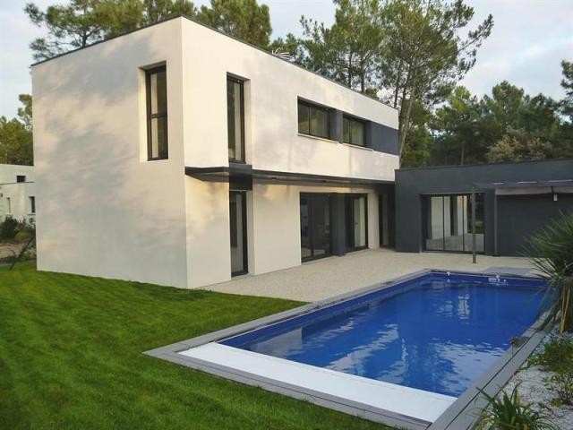6 bedroom House For Sale: 17570 ROYAN