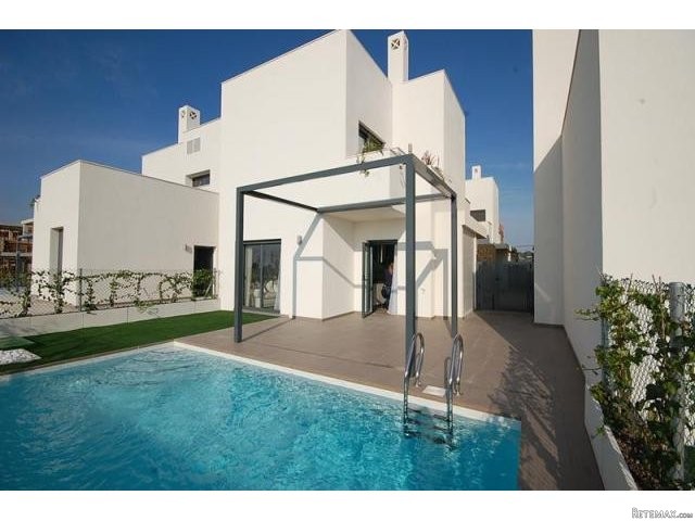 2 bedroom Villa For Sale: 2 Bed Villa..