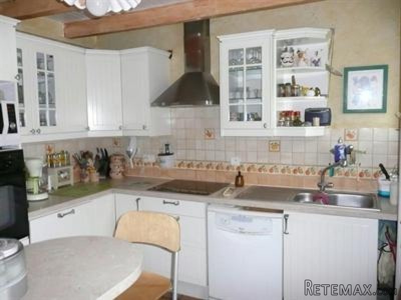 7 Bedrooms - House - Poitou-Charentes. - 2