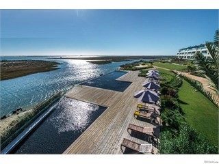 2 bedrooms-apartment-Fuseta-Algarve-for..